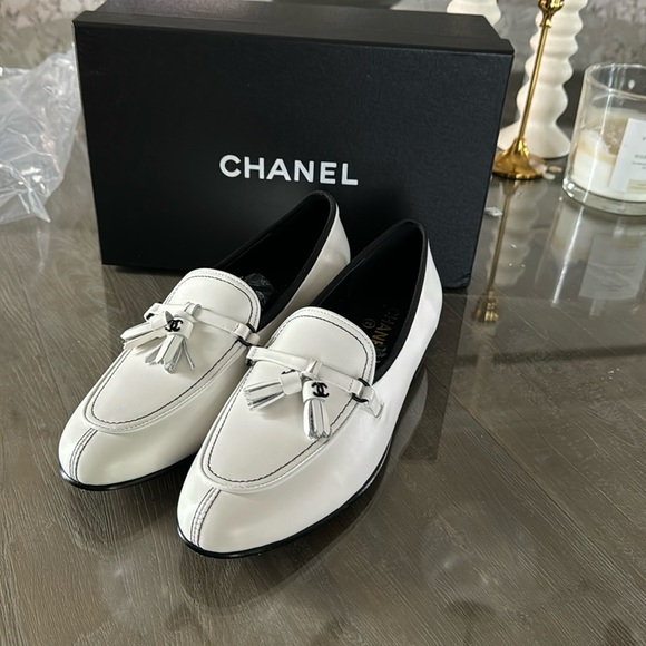 BRAND NEW (notauthentic) CHANEL LOAFERS EU SIZE 41 bought in Chinatown - Picture 1 of 5